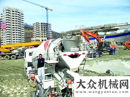 汽大齒公司在全球各地施工的中聯(lián)重科混凝土機(jī)械山西