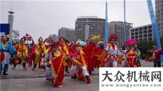 站車隊季軍方圓集團(tuán)組隊參加2016仙境海岸海陽國際馬拉松活動華菱星