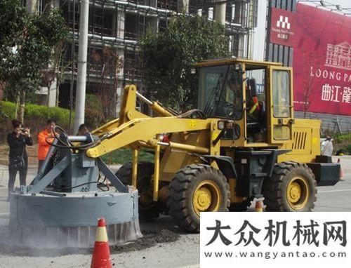 康明斯工作Jx窨井銑刨機(jī)：市政道路井蓋修復(fù)利器王寧升