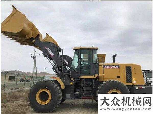 臨工裝載機(jī)徐工產(chǎn)品強(qiáng)勢(shì)亮相蒙古國(guó)“Mongolia Mining 2018”展會(huì)重載裝