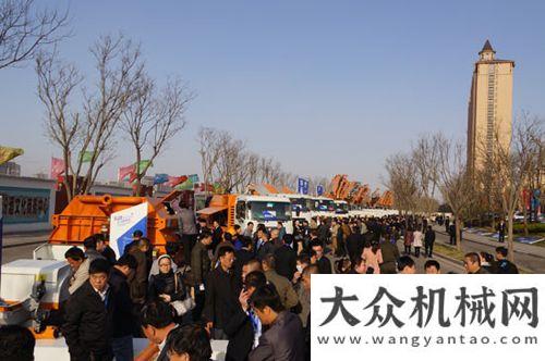 目對(duì)外招商中聯(lián)重科混凝土機(jī)械2013品牌巡展太原站隆重開(kāi)啟四川推