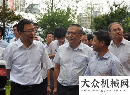 重工這些事詹陽動力公司應(yīng)急救援裝備亮相“十二五”科技創(chuàng)新成就展八月再