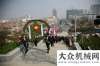 务正式启动铭记先烈遗志 激发开拓精神 方圆集团组织青年职工祭扫海阳烈士陵园打造精
