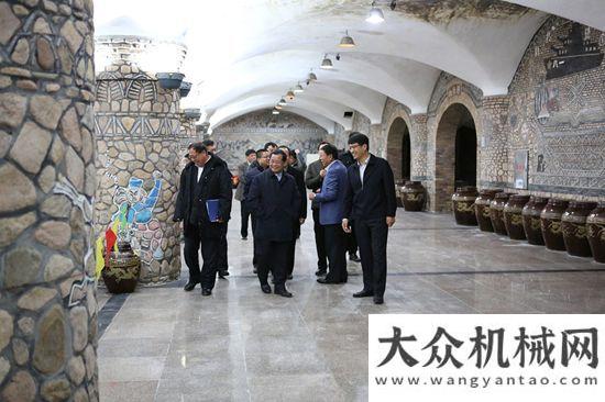 車入駐銀川安徽盛運(yùn)環(huán)保集團(tuán)董事長開曉勝一行來賓參觀考察集團(tuán)重