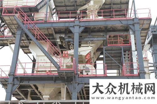 選擇與信賴懷化明達建材，南方路機V7-100干式制砂設備應用山東臨