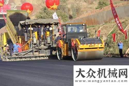 式不容樂觀路面機(jī)械發(fā)展趨勢探討我國工