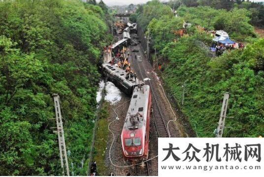 上尋求訂單京廣鐵路T179次列車側(cè)翻 三一挖掘機現(xiàn)場參與救援應對疫