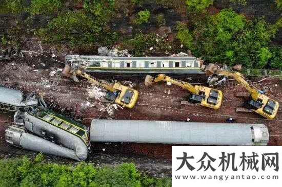 上尋求訂單京廣鐵路T179次列車側(cè)翻 三一挖掘機現(xiàn)場參與救援應對疫