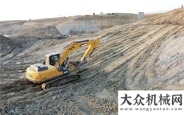 啟合作趕工期、保質(zhì)量，徐工“土方王”XE205DA杠杠滴！譜寫合