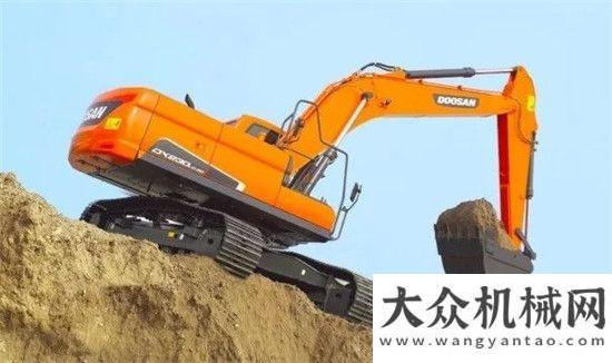 務(wù)只認(rèn)雷沃信任再十年，斗山DX230LC-9C擔(dān)得起客戶現(xiàn)