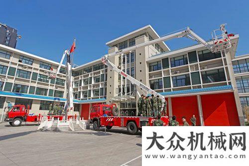 訓開創(chuàng)先河全國160名消防官兵接受徐工舉高消防車培訓三一北