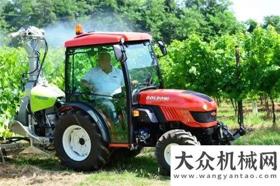 推土機開始“致富年貨”里的供給側口碑蛻