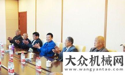 亞精彩參展九九重陽(yáng) 德工請(qǐng)退休“回家看看”瑪連尼