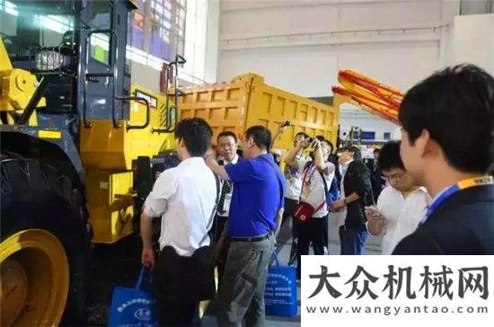 標(biāo)準(zhǔn)裝載機(jī)【BICES2017 北京展】往日回顧，看徐工裝載機(jī)如何演繹高端領(lǐng)跑山東臨