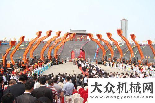 力高鐵時(shí)代永立建機(jī)：原裝日立全機(jī)種產(chǎn)品展示會(huì)在天津盛大舉行徐工噸