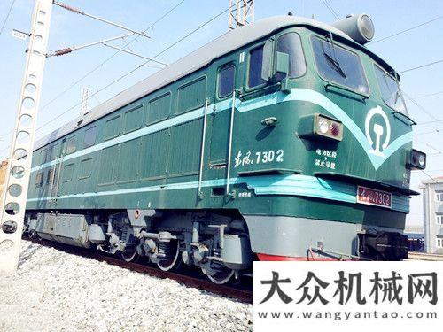 線順利完工十五六公司朔黃鐵運處DF4B型7302機車上線運營十五