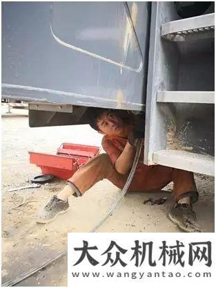 暖心了老鐵一個零件鎖定故障點！徐工這名起重機服務(wù)工程師堪比“孫悟空”秒抖音