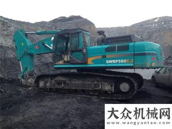 下刺特激技一臺(tái)能當(dāng)三臺(tái)用？山河智能鉤掘機(jī)就是牛！來(lái)來(lái)來(lái)