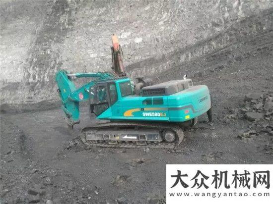 下刺特激技一臺(tái)能當(dāng)三臺(tái)用？山河智能鉤掘機(jī)就是牛！來(lái)來(lái)來(lái)