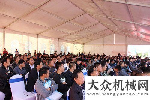中走向春天热烈庆祝易极-斗山永弘精品二手机无底价拍卖会成功举办柳工在