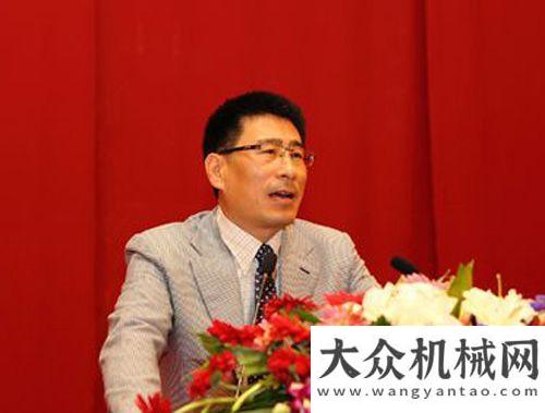 来到走出去山重建机：鲲鹏振翅马纯济