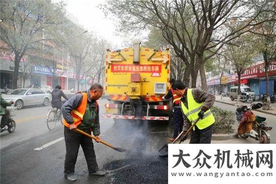 美國市場(chǎng)保溫儲(chǔ)料車，一種瀝青混合料長距離保溫運(yùn)輸坑槽集中修補(bǔ)的養(yǎng)護(hù)新利器浙江鼎