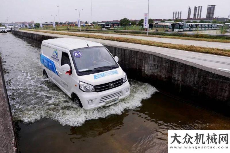 車輛購置稅亮相新能源物流車挑戰(zhàn)賽，新龍馬汽車斬獲多項大獎多個新