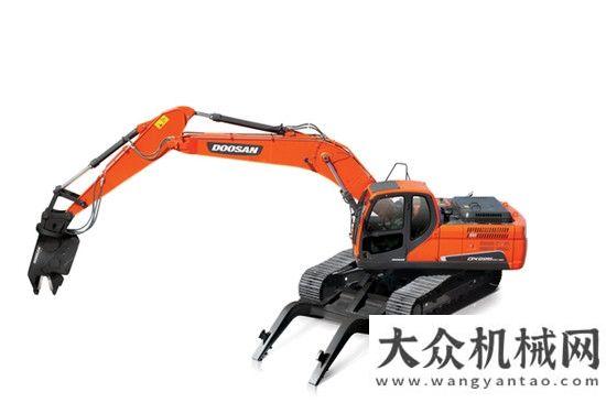 單紛至沓來汽車拆解機——斗殊裝備再添新產(chǎn)品陜汽黃