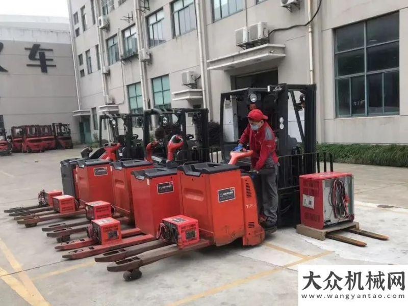 升級更出粽“滬”航，林德叉車租賃車隊(duì)助力上海復(fù)工復(fù)產(chǎn)卡特新