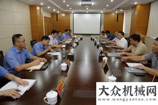 工洛阳公司玉林市检察院检察长杨天寿一行来玉柴调研白俄罗
